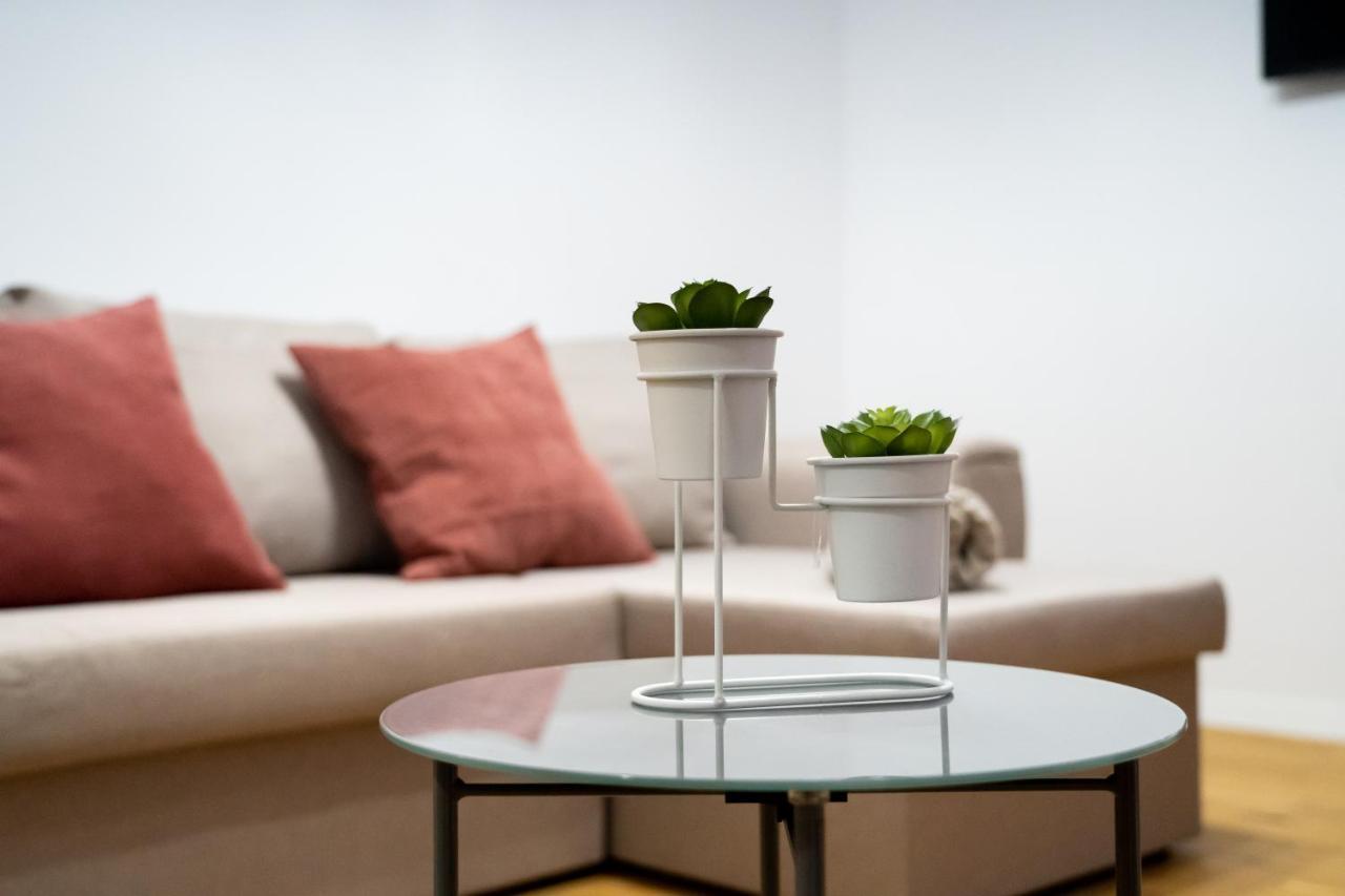Citadela North 1Br Apartment W Security And Self Check In Букурещ Екстериор снимка