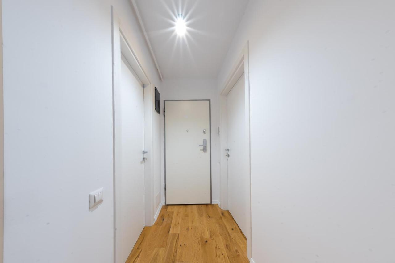Citadela North 1Br Apartment W Security And Self Check In Букурещ Екстериор снимка