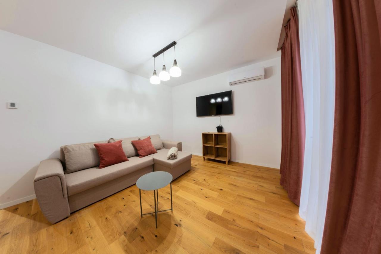 Citadela North 1Br Apartment W Security And Self Check In Букурещ Екстериор снимка